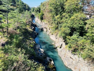 岩手県一関市【厳美渓】美しいエメラルドグリーンの渓谷！涼しくて激しくも穏やかな水流に癒される♪